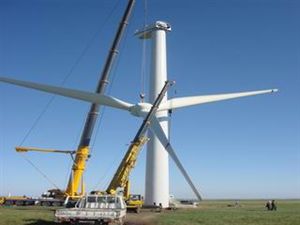 无人值班，少人值守”风电场及其集控中心的设计思考